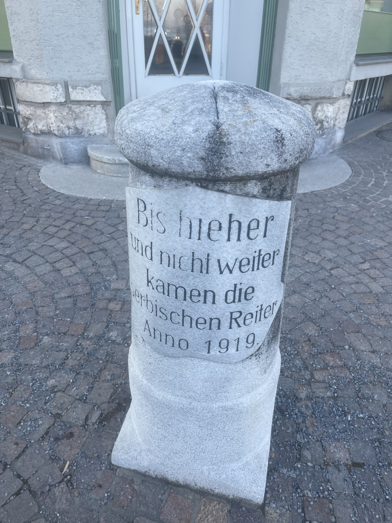 Felden kamen