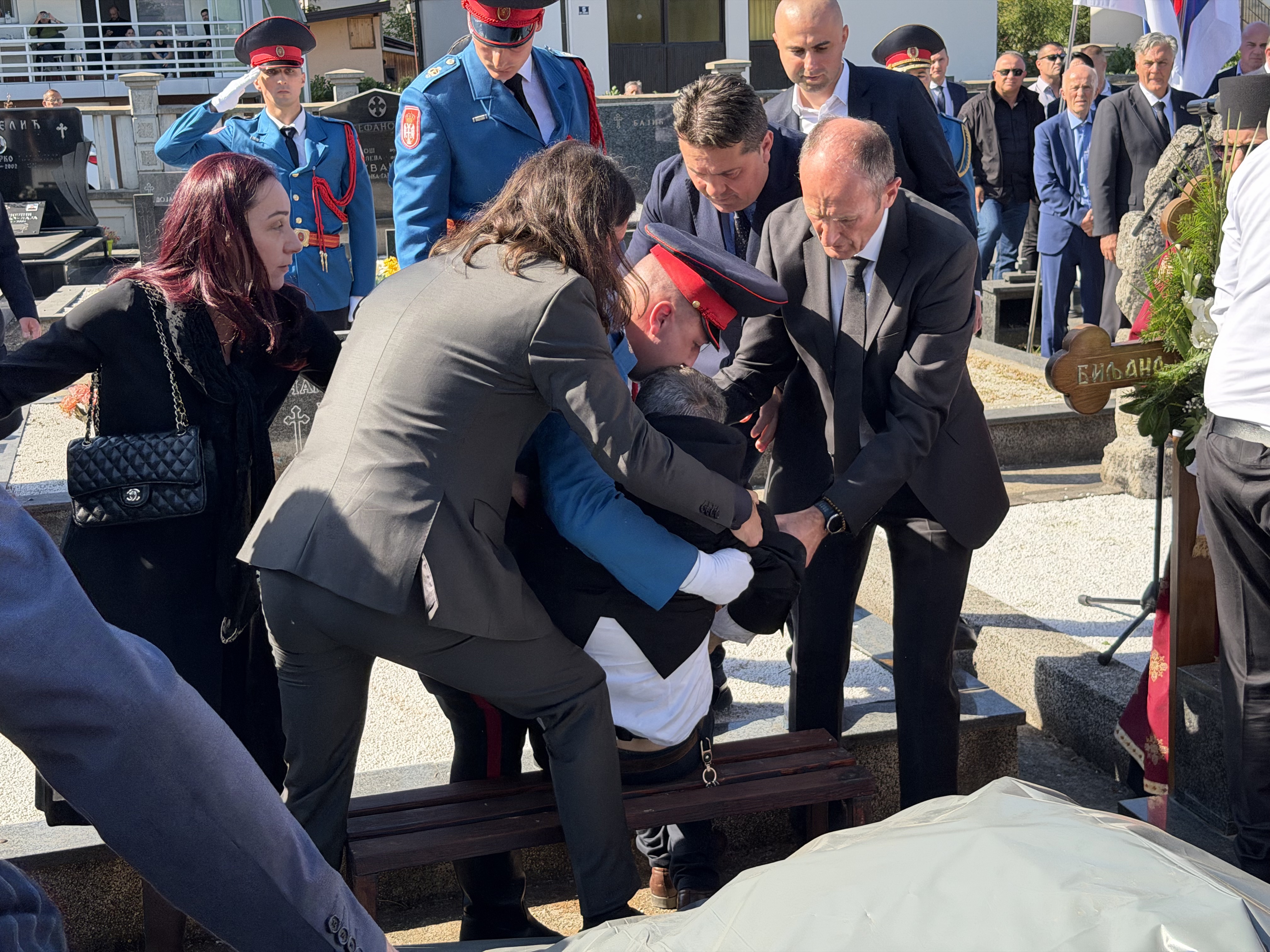 Sahrana Biljane Plav&scaron;ić