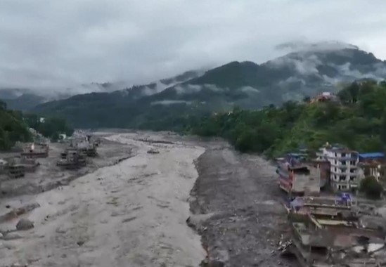 nepal poplave