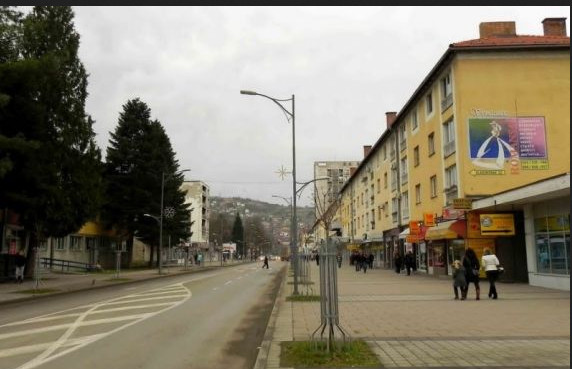 DETALJI ZLOČINA U DOBOJU: Ubijen predsjednik kućnog savjeta, uhapšene komšije