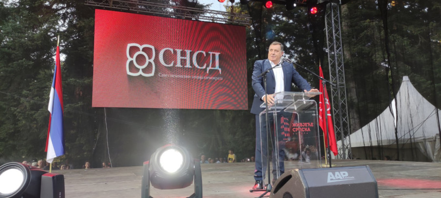 DODIK PORUČIO: Ne odustajemo, ne predajemo se, ne prodajemo nikom ništa