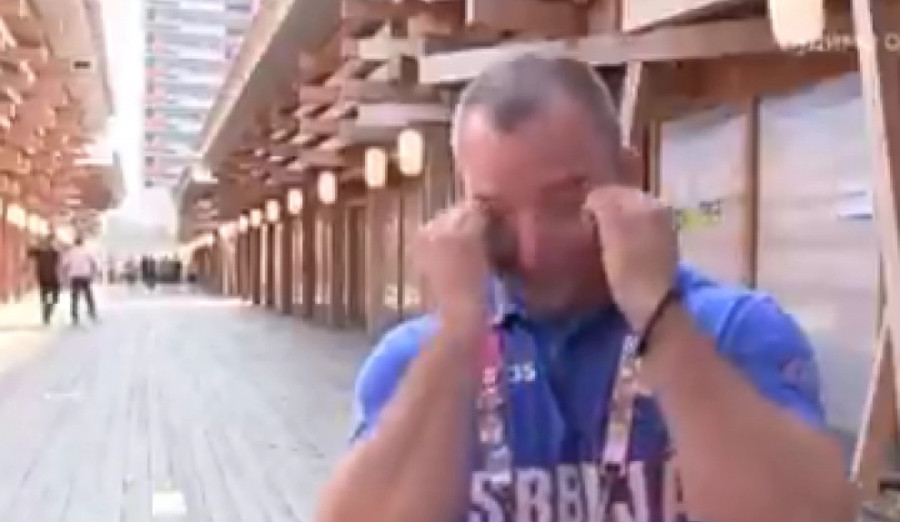 SRPSKI OLIMPIJAC SE RASPLAKAO PRED KAMERAMA! Nebojša nije mogao da izdrži: Nacijo izvini! (VIDEO)