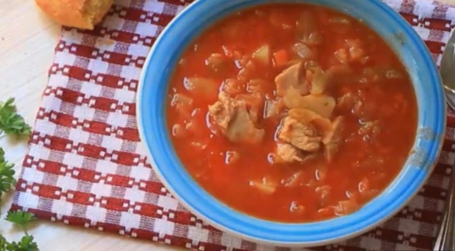 RECEPT ZA LAGANO JELO: Slatki kupus sa piletinom