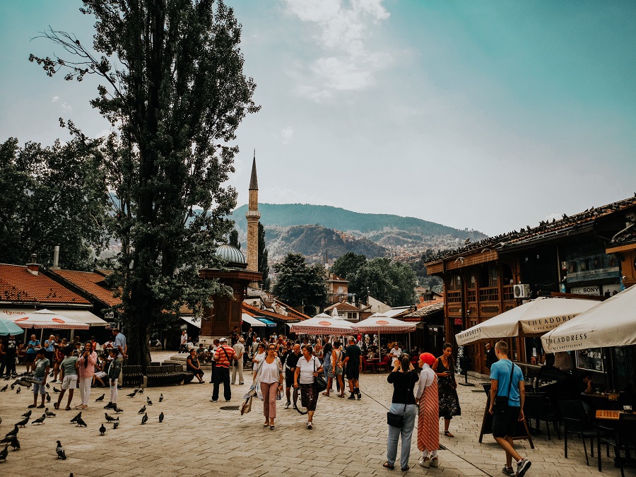 SARAJEVO: Protest protiv Parade ponosa