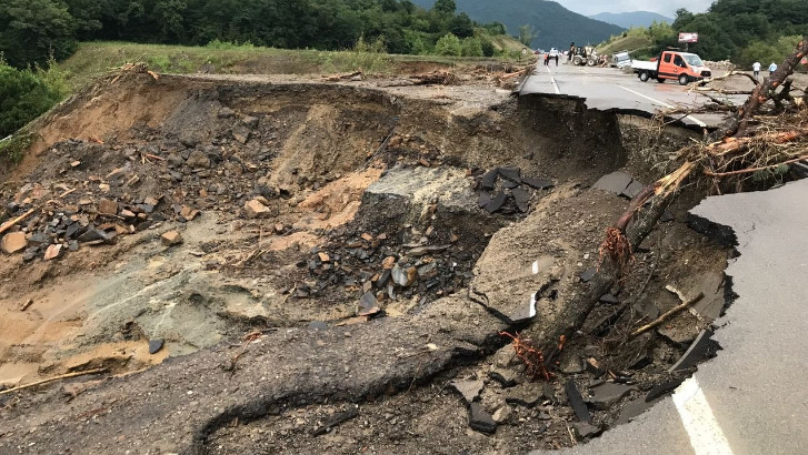 STUDIJA OTKRILA KOLIKO NAS ZAPRAVO ŠTITE PLAVE HIRURŠKE MASKE