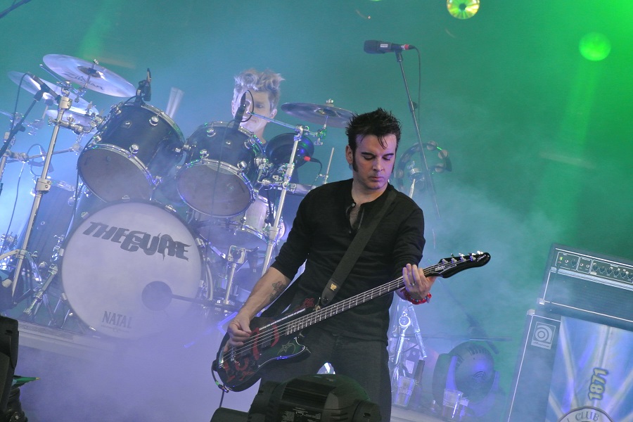 SIMON GALLUP NAPUSTIO THE CURE