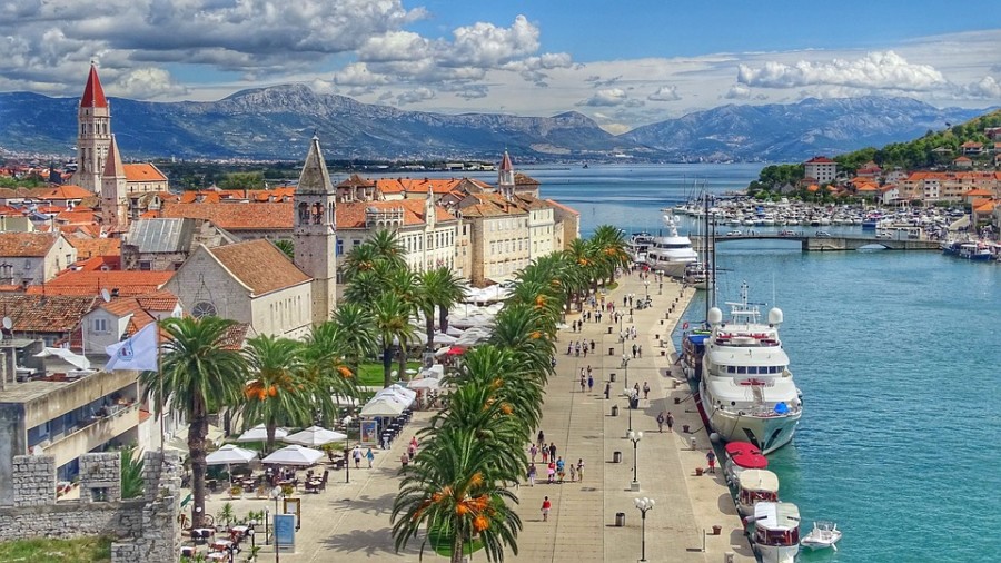 Kod Trogira potonula jahta u vlasništvu Britanca, razlozi nepoznati