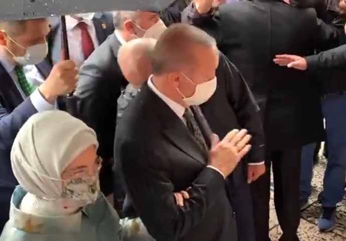BAKIROVU KĆERKU STE VIDJELI, A EVO KAKO IZGLEDAJU ERDOGANOVE KĆERKE