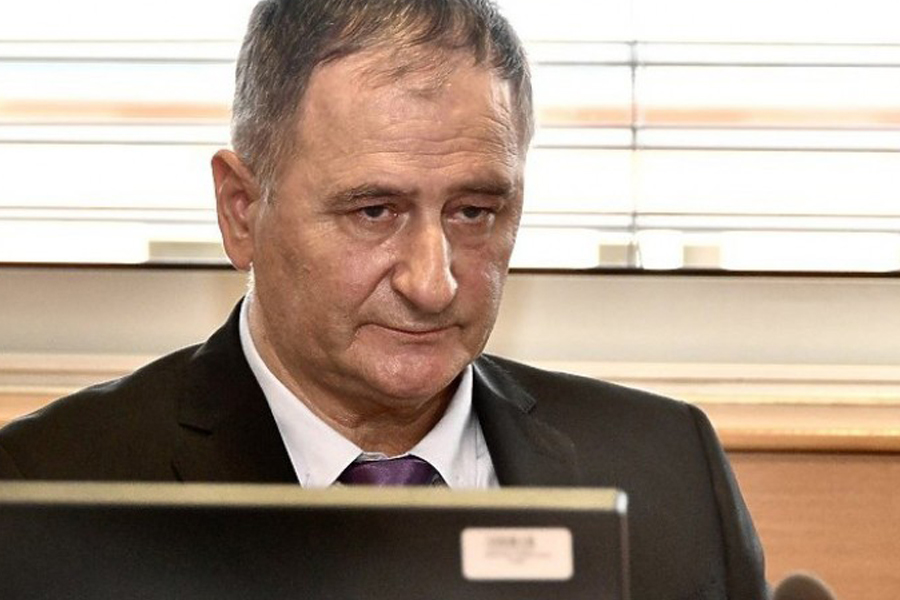 O IZUZEĆU PREDSJEDNIKA VSTS-a ODLUČIVALO 11 ČLANOVA