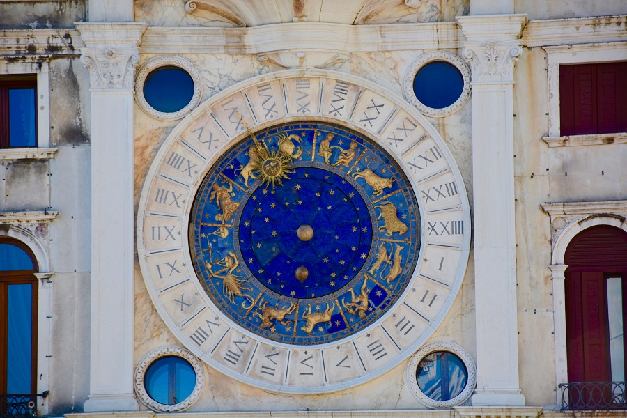 SA OVIM ZNAKOVIMA ZODIJAKA LJUBAV MOŽE BITI NOĆNA MORA: Strijelci idu sa cvijeta na cvijet