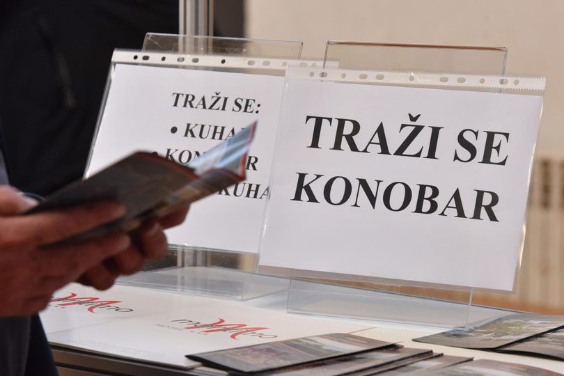 REPUBLIKA SRPSKA- Manjak radnika donosi veće plate