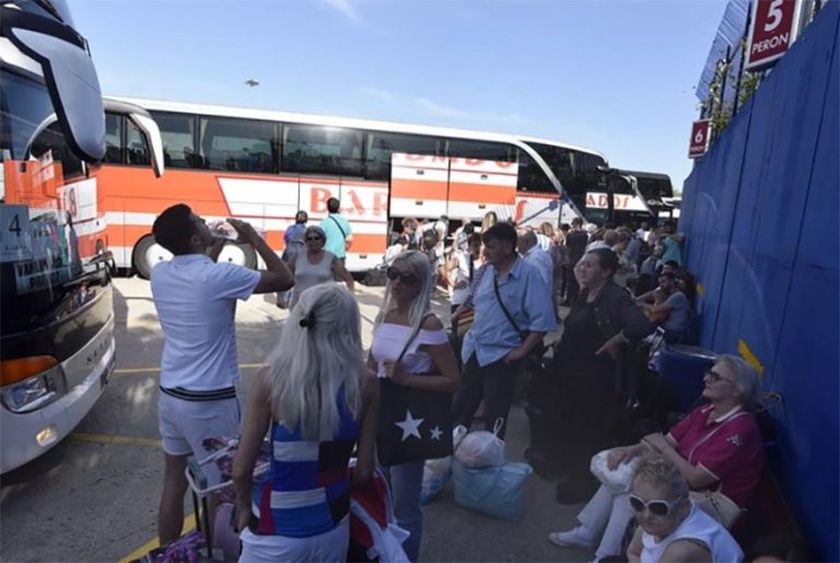 BIH ZA ŠEST MJESECI NAPUSTILO 85.000 GRAĐANA