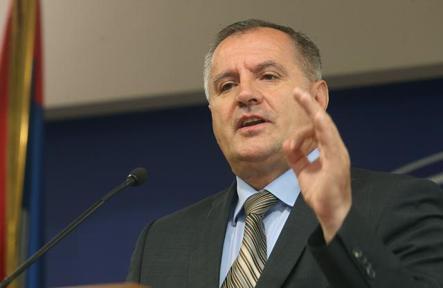 VIŠKOVIĆ TVRDI: "U Srpskoj NAJNIŽA cijena struje ne samo u BiH već i u regionu"!