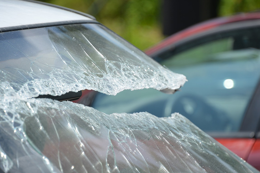 SAOBRAĆAJKA U BIJELJINI Jedna osoba povrijeđena u sudaru tri automobila