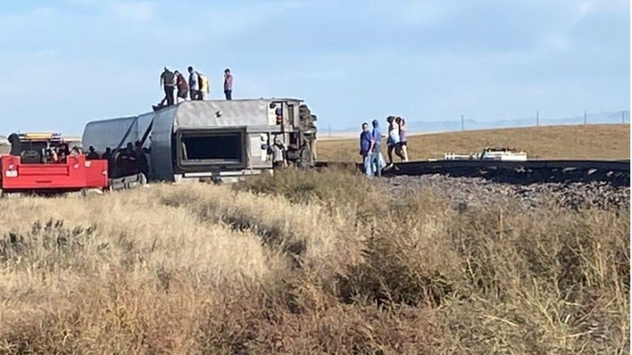 VOZ PREGAZIO TRI OSOBE, a povrijedio na desetine