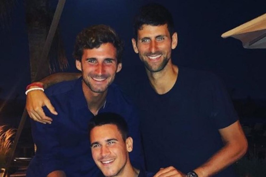 NOVAK NIJE OPLJAČKAN! Na udaru pljačkaša kuća mlađeg brata Marka