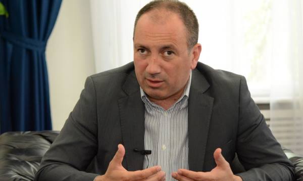Crnadak poručio da ne treba sarađivati sa Bećirovićem ukoliko radi na štetu Srpske