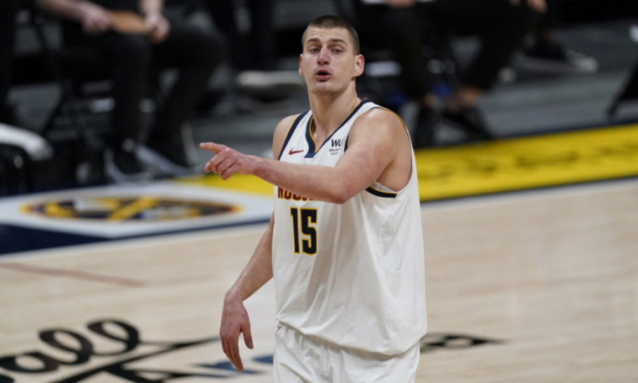 NIKOLA JOKIĆ proglašen petim najboljim igračem NBA lige