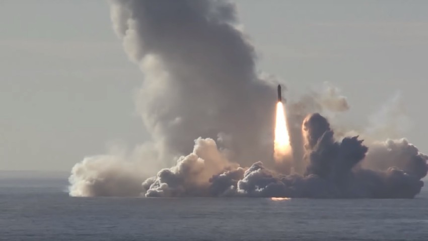 PRVI TEST BALISTIČKE RAKETE ispaljene iz podmornice