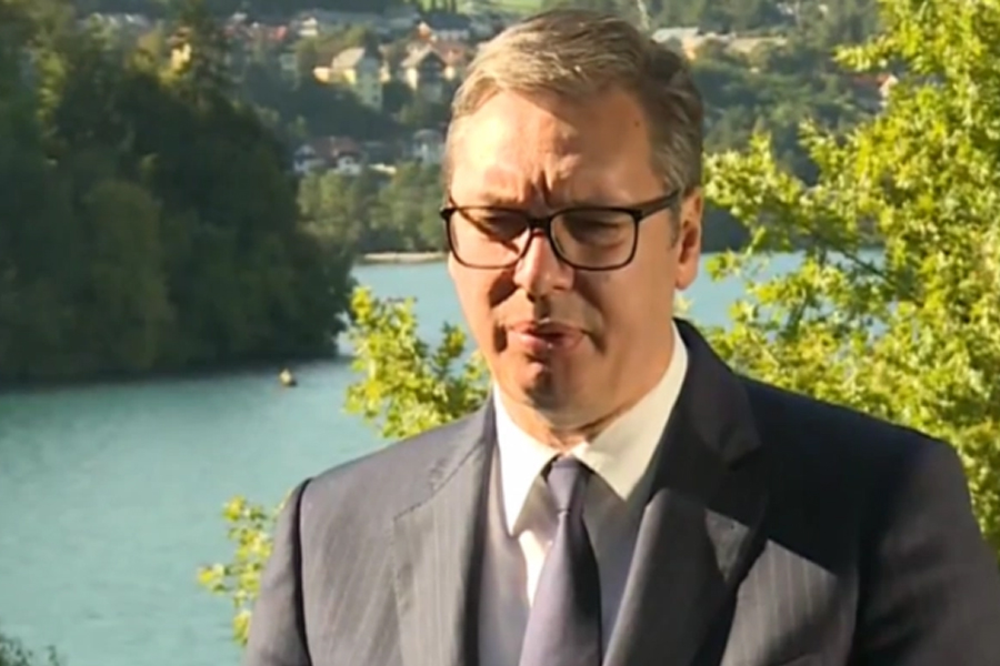 ALEKSANDAR VUČIĆ: Uskoro razgovor sa Šmitom