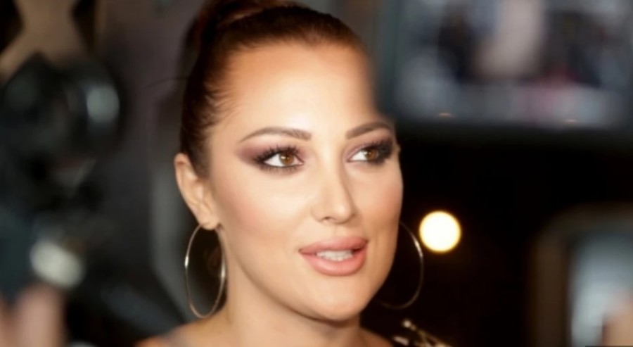 SKANDAL NEVIĐENIH RAZMJERA Lepa Brena prekinula intervju Aleksandre Prijović (VIDEO)