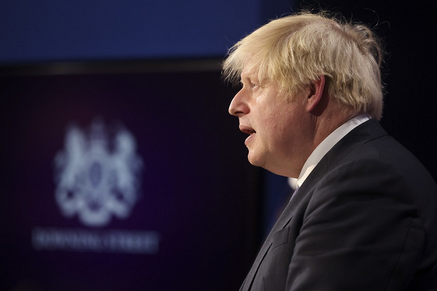 BORIS JOHNSON: Sprema "zid odbrane" protiv korona virusa!