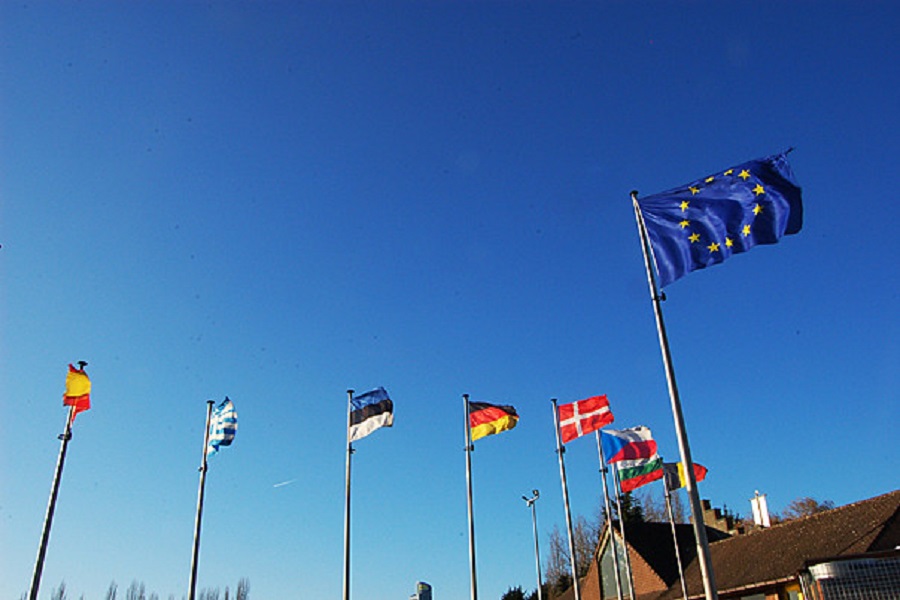 SVI BI U JEDNU ZEMLJU Zahtjevi za azil u EU porasli za milion u 2022. godini