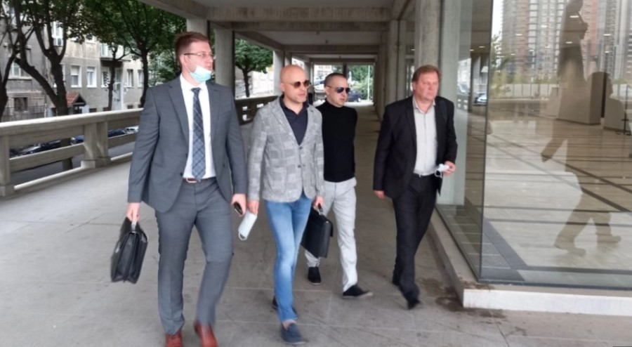 POSLIJE GODINU DANA DOŠLI SMO DO FOLIJE ZA ČOKOLADU Novi obrt na suđenju protiv Marjanovića, ipak nije isključio telefon?