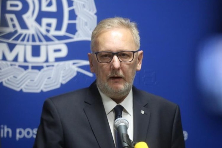 HRVATSKA JE NADRLJALA Brisel je mora kazniti