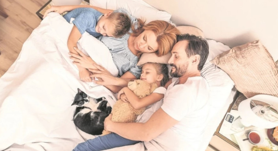 LIJEPE VIJESTI! Nezaposlenom roditelju četvoro i više djece 750 KM, evo kad odluka stupa na snagu