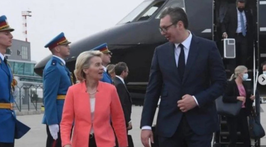 CRNA LETJELICA SLETJELA U BEOGRAD Vučić na aerodromu, sprema se nešto veliko!
