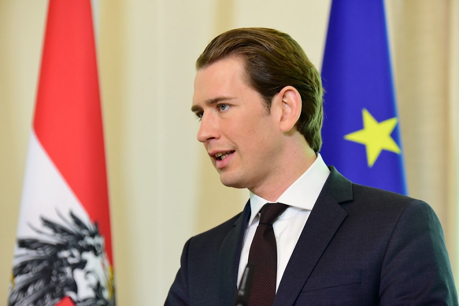 BASNOSLOVNA PLATA i novi posao čekaju Kurca