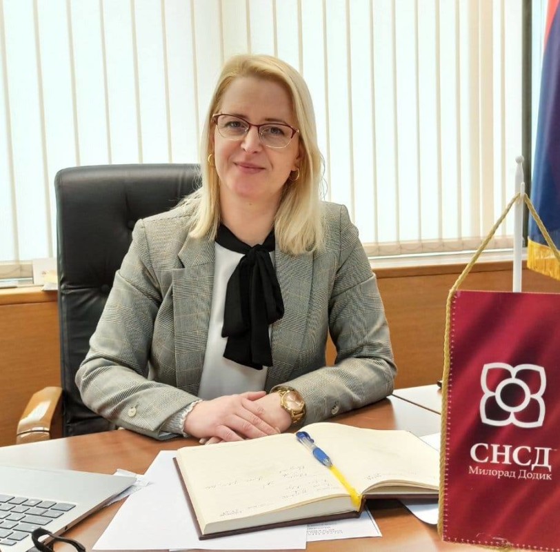 SASTANAK NEMA SVRHU, ZVIZDIĆ PRIVLAČI PAŽNJU NA SEBE