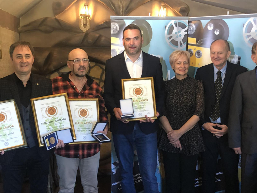 GRAN-PRI FILMU "HLADNO JE" DANILA IVANOVA Dodjelom nagrada završen "Jahorina film festival"