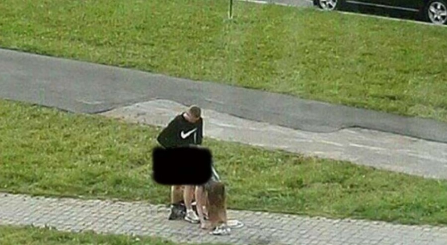 VODILI LJUBAV na sred ulice