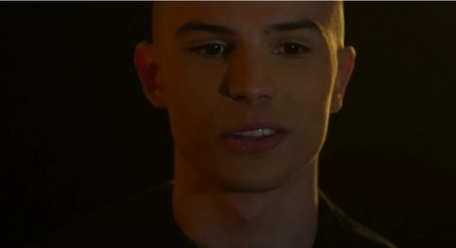 VOJAŽU POZLILO, ZAVRŠIO NA INFUZIJI! Sve ga je stiglo, samo je pao u krevet