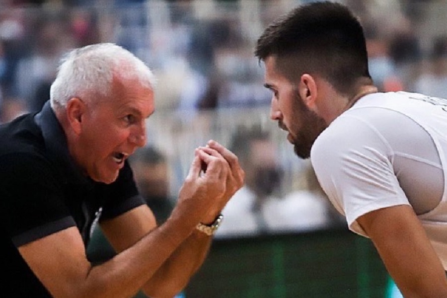 OBRADOVIĆ OŠTAR: Nedopustivo je da PROTIVNIČKI tim ima veću želju za pobjedom od POJEDINIH igrača moje ekipe!