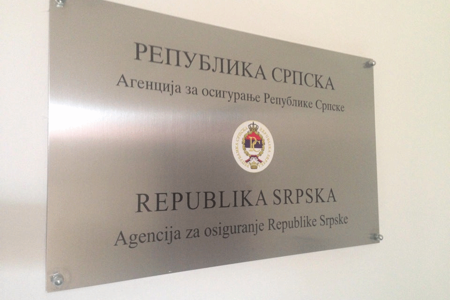 GRAWE I WIENER I DALJE LIDERI po ostvarenoj premiji u Srpskoj
