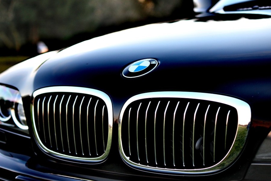 BMW ne žuri sa slanjem motora s unutrašnjim sagorevanjem u „penziju“