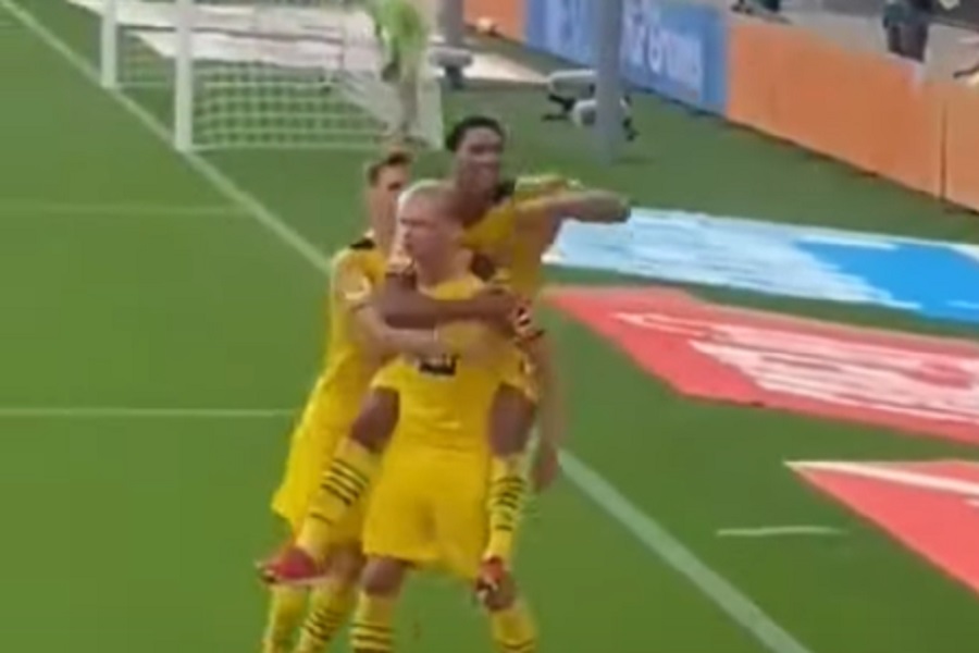 OD KAZNE DO ZABAVE, Igrač odgovorio protivničkim navijačima! (VIDEO)
