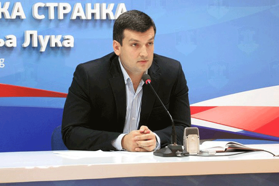 ŠEŠIĆ POTVRDIO DA NAPUŠTA SDS: Ne isključujem mogućnost da se pridružim vladajućem bloku