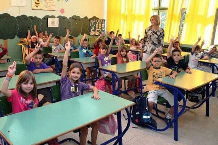 BESPLATNE ČLANSKE KARTE ZA PRVAČIĆE