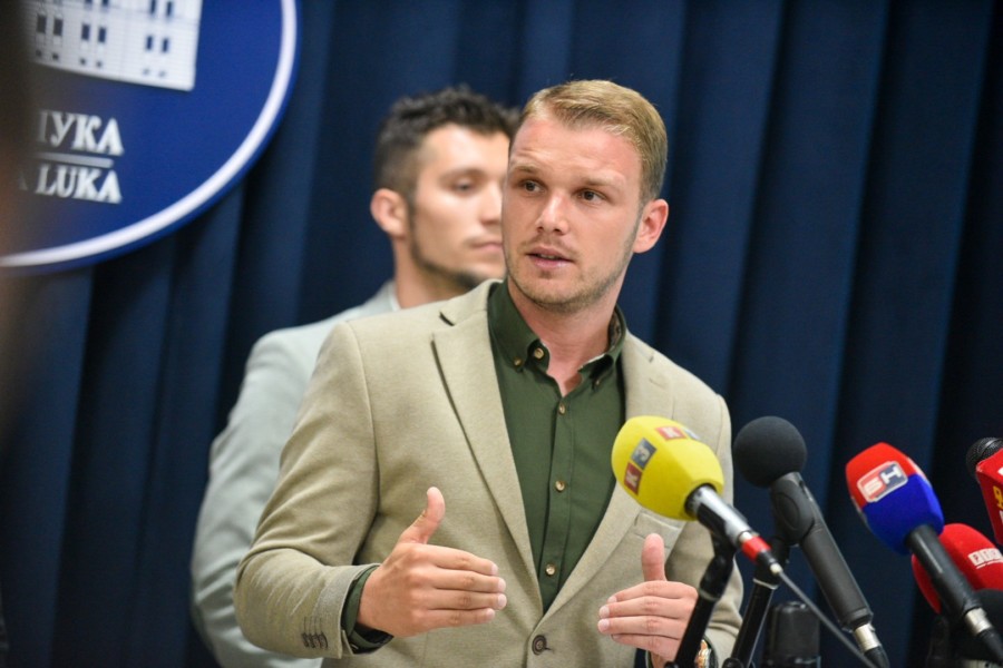 DRAŠKO STANIVUKOVIĆ: Ne znam šta su prijedlozi odbornika većine