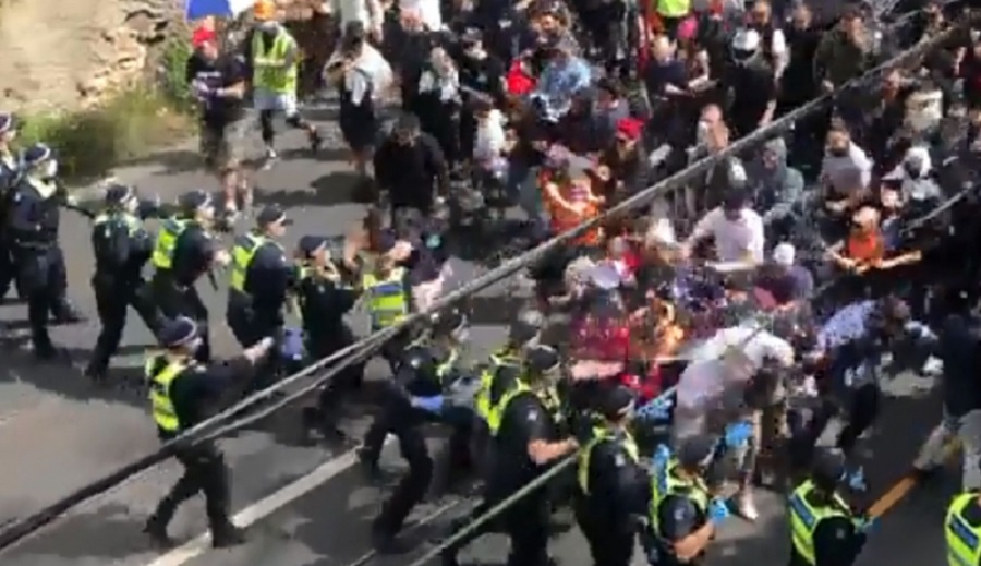 HAOS U MELBURNU, protesti zbog mjera