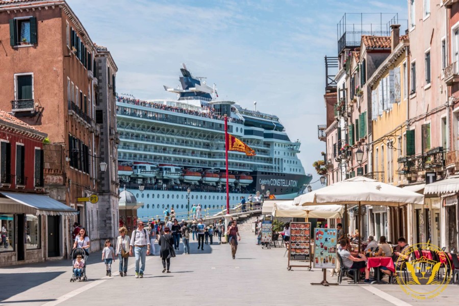 VENECIJA ZABRANILA KRUZERE, sad će ograničiti broj turista i naplaćivati ulaz u grad