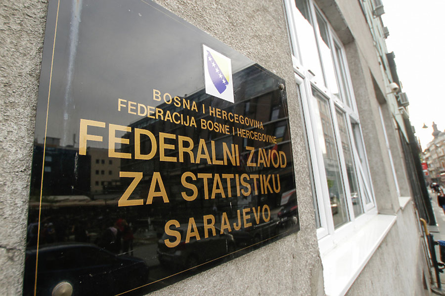 U FEDERACIJI BIH smanjen broj zaposlenih, a manje i plate