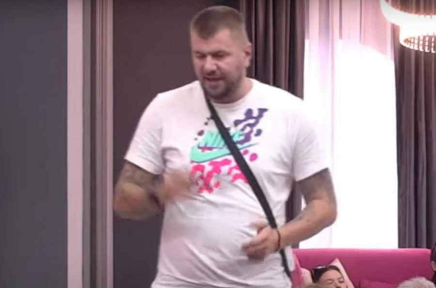 JANJUŠ ODUSTAO OD ZADRUGARKI, evo sa kim je imao vrelu akciju ovog jutra! (VIDEO)