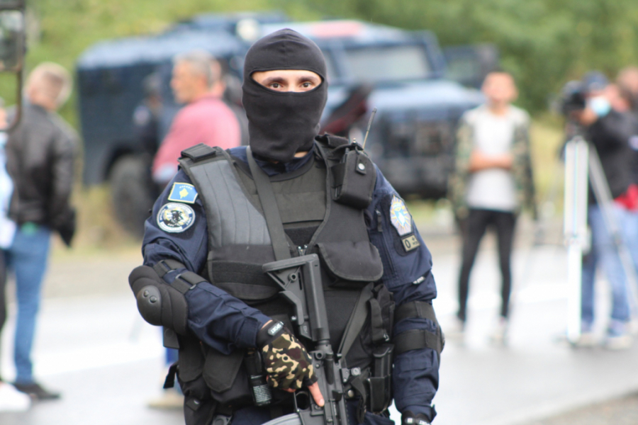 EU POZVALA NA HITNU DEESKALACIJU situacije na sjeveru KiM
