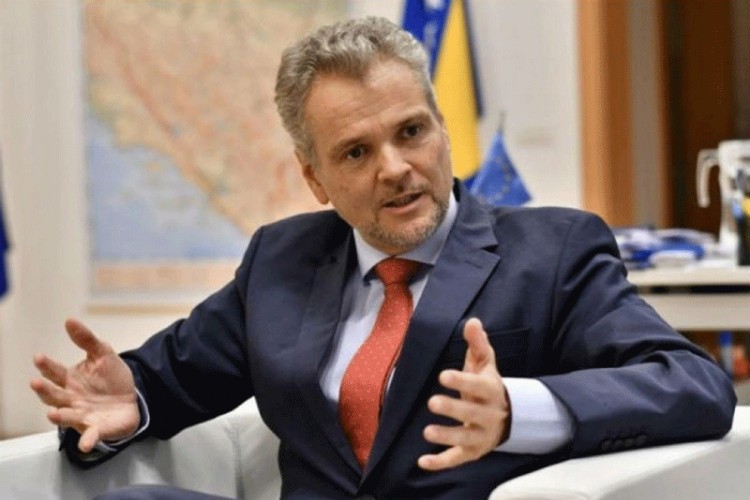 SATLER: SNIMCI RAZGOVORA TADIĆEVE I MEHMEDAGIĆA pokreću pitanje integriteta