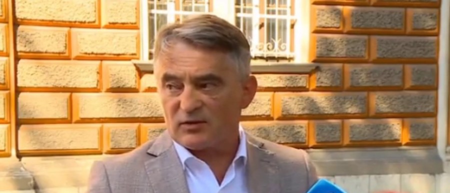 KOMŠIĆ "OSUO PALJBU" PO MILANOVIĆU: Zagovara "vulgarni fašizam" kada komentariše stanje u BiH